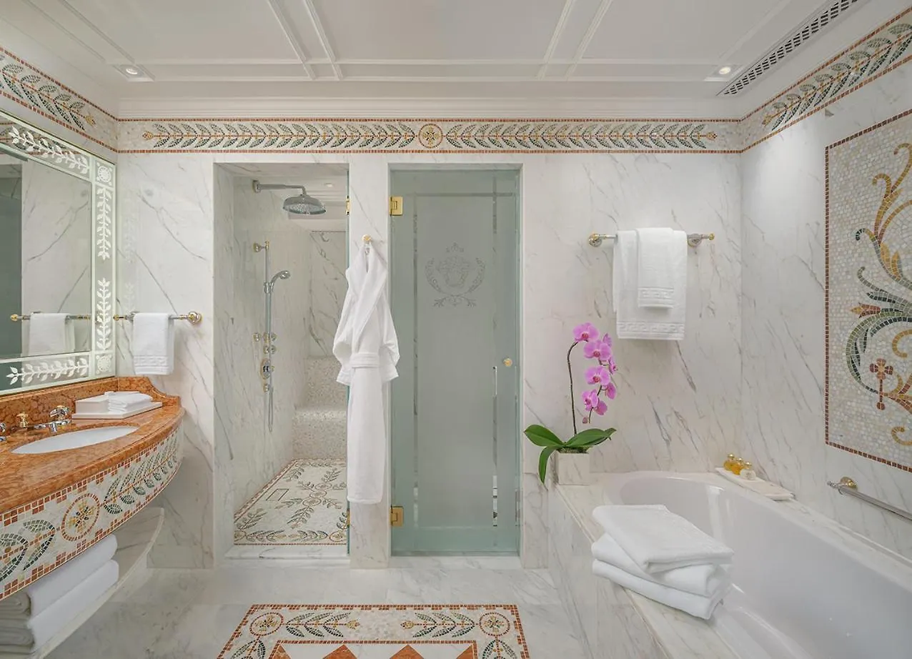 Palazzo Versace Macau 5*,
