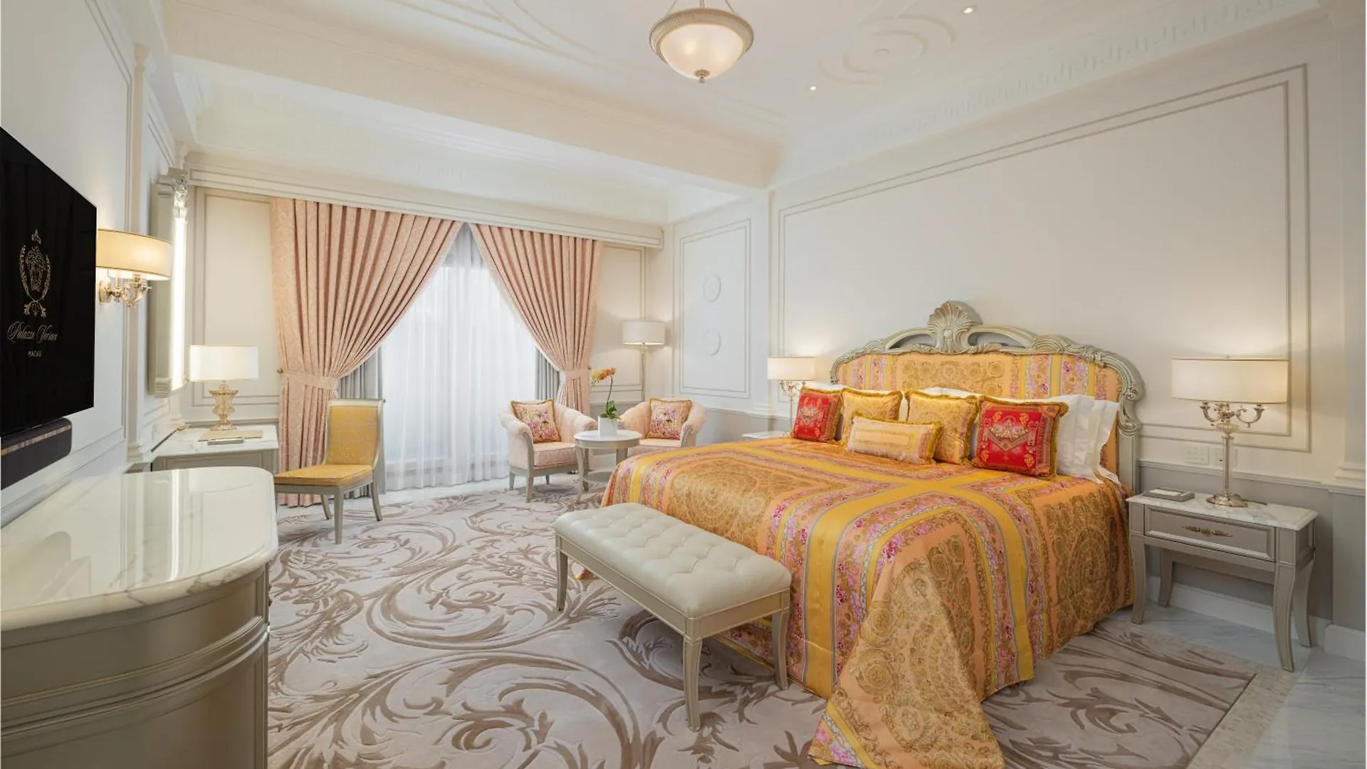 Palazzo Versace Macau 5*,  China