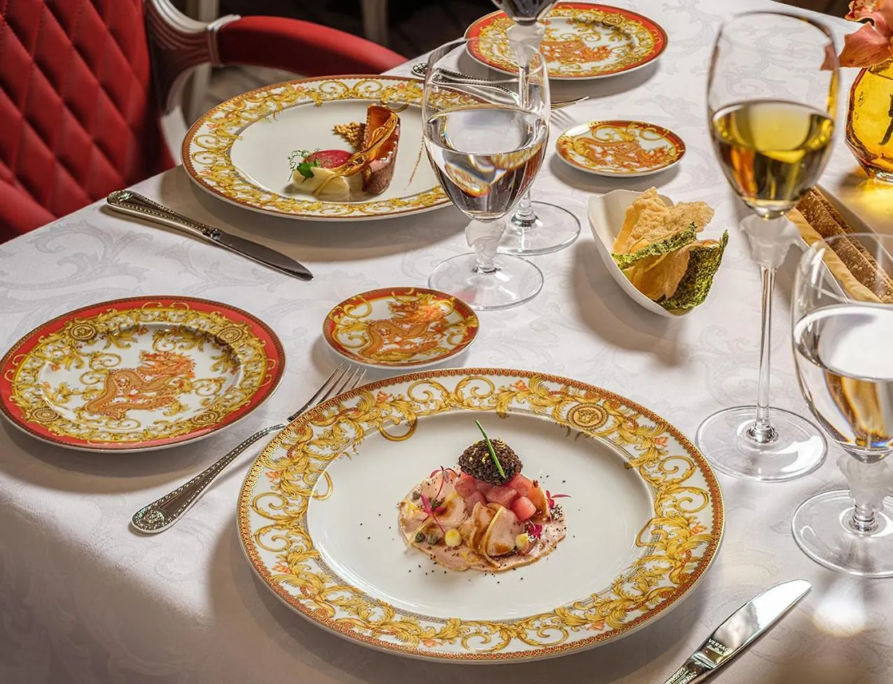 Palazzo Versace Macau 5*,